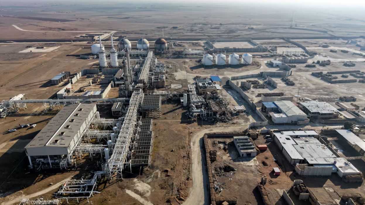 Syria tightens grip after IS prisoners flee from prison